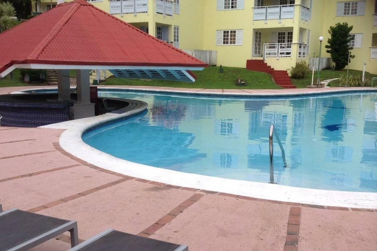 River Side Apt 9 @ Mystic Ridge. Ocho Rios Eksteriør bilde