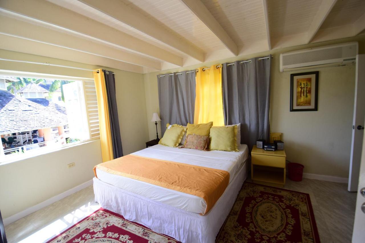 River Side Apt 9 @ Mystic Ridge. Ocho Rios Eksteriør bilde